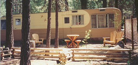 cabins, tree houses, cottages, vacation rentals, rv camping and vacation rentals in the forest on the river at gathering light ... a retreat near crater lake national park and klamath basin birding trails. cabins near crater lake national park and klamath basin birding trails in southern oregon, try hiking, rafting, kayaking on the river near gathering light  a retreat; try our tree houses, the cottage, vacation rentals and/or rv camping.