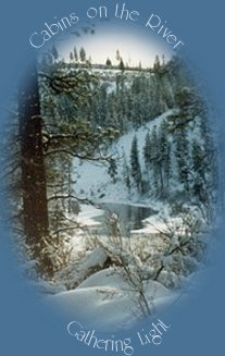 Cabins on the river at Gathering light ... a retreat located in southern oregon near crater lake national park: cabins, tree houses in the forest on the river.