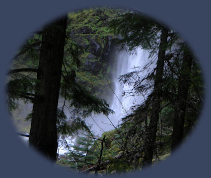 the north umpqua river upstream from the narrows in the cascade mountains of oregon.